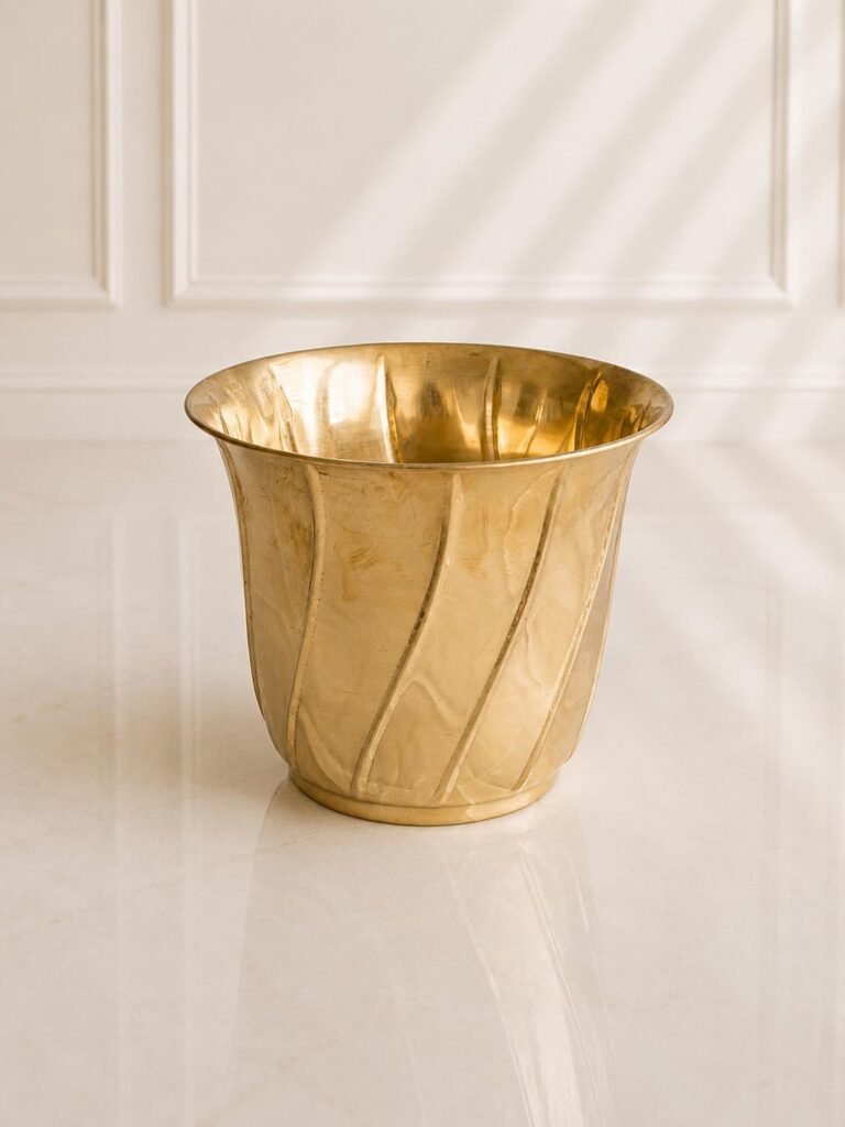 Small design vase